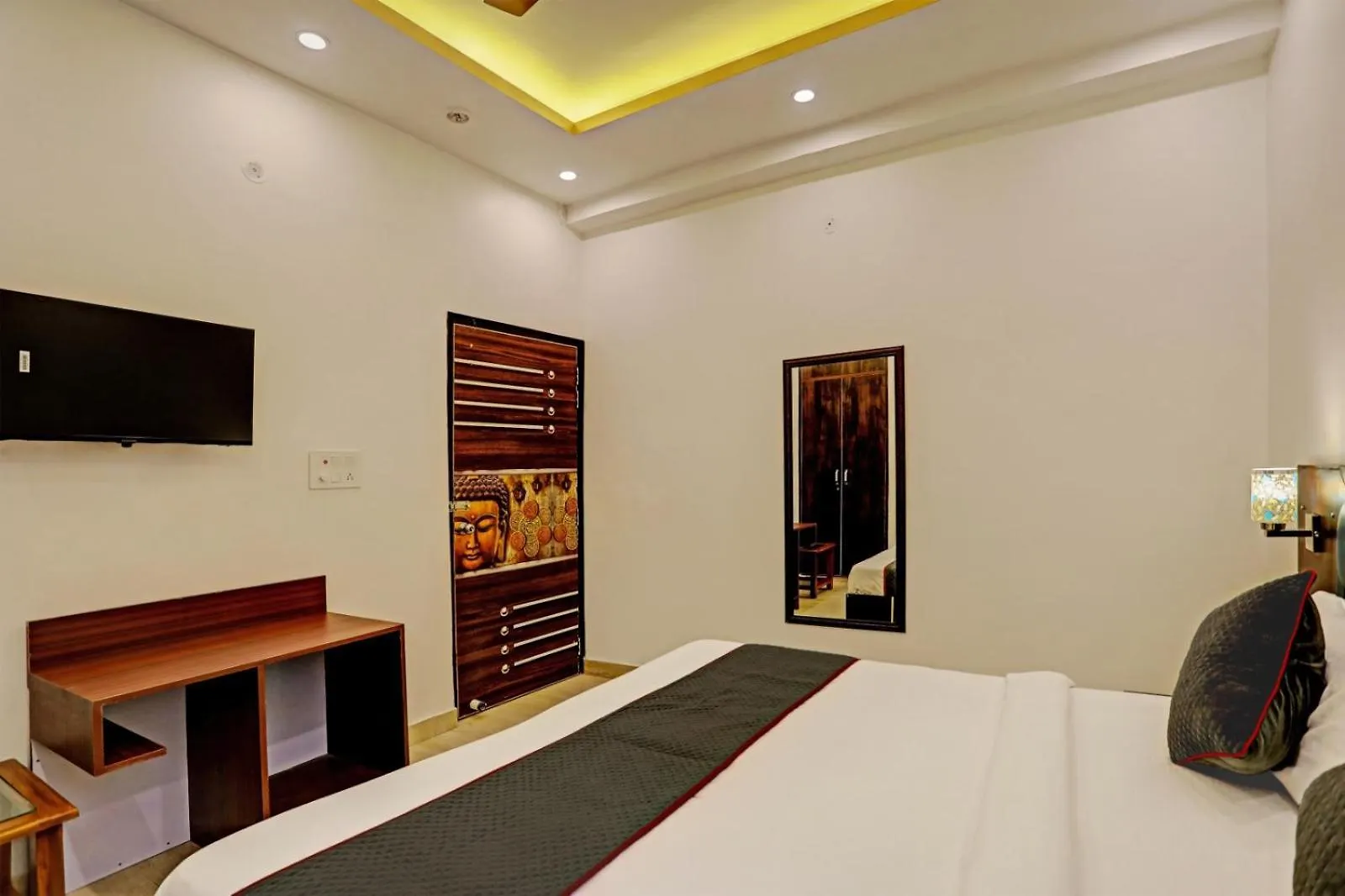 Hotel Golden Prime King New Delhi 4*,  India